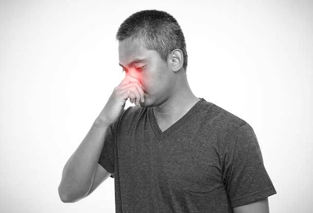 Боли внутри носа: виды и возможные причины