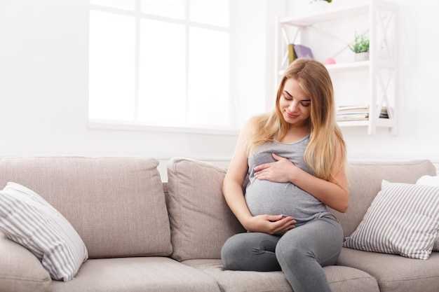 Болит живот при беременности: причины, симптомы и лечение