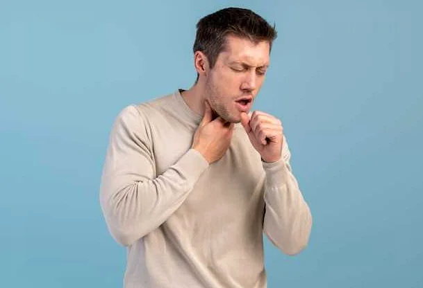 Что делать, если горло душит из-за проблем с щитовидкой