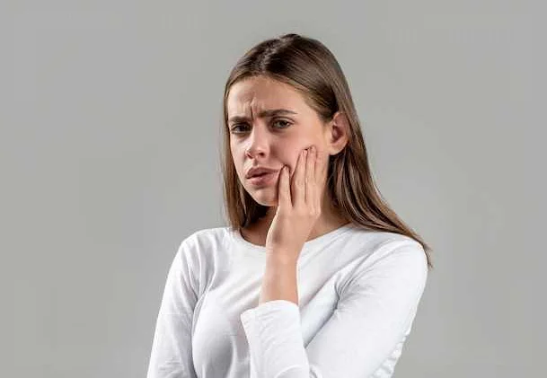 Причины и симптомы застудивания лицевого нерва