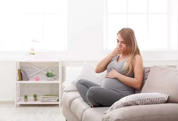 Першение в горле у беременных: причины и проявления