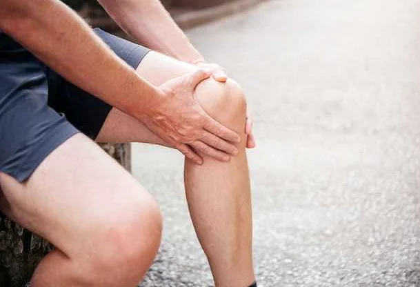 Травматология Здоровье: Как растянуть связки под коленом: эффективные упражнения