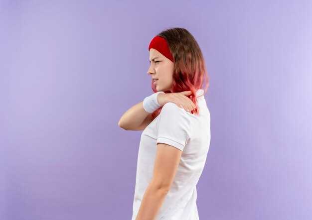 Как справиться с болями в спине в области лопаток?