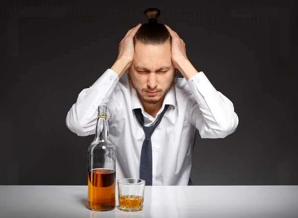 Почему антидепрессанты и алкоголь опасно смешивать