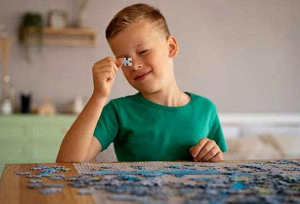 Почему возникает аутизм у детей