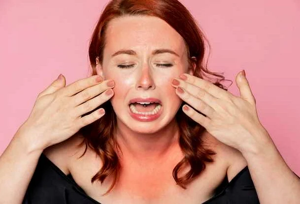 Раздражение на лице: быстрое устранение причин и эффективные методы лечения