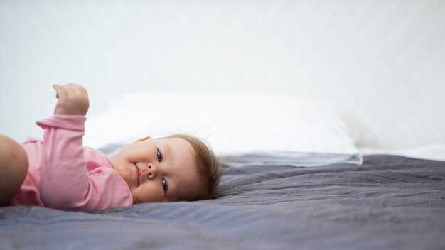 Сон ребенка в 11 месяцев: нормы и режим сна, особенности развития